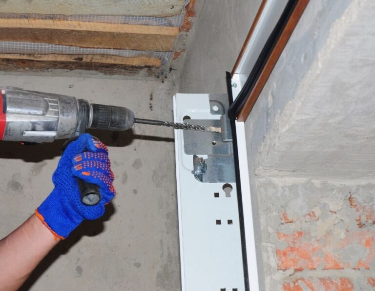 Emergency Garage Door Repairs: What to Do When Disaster Strikes